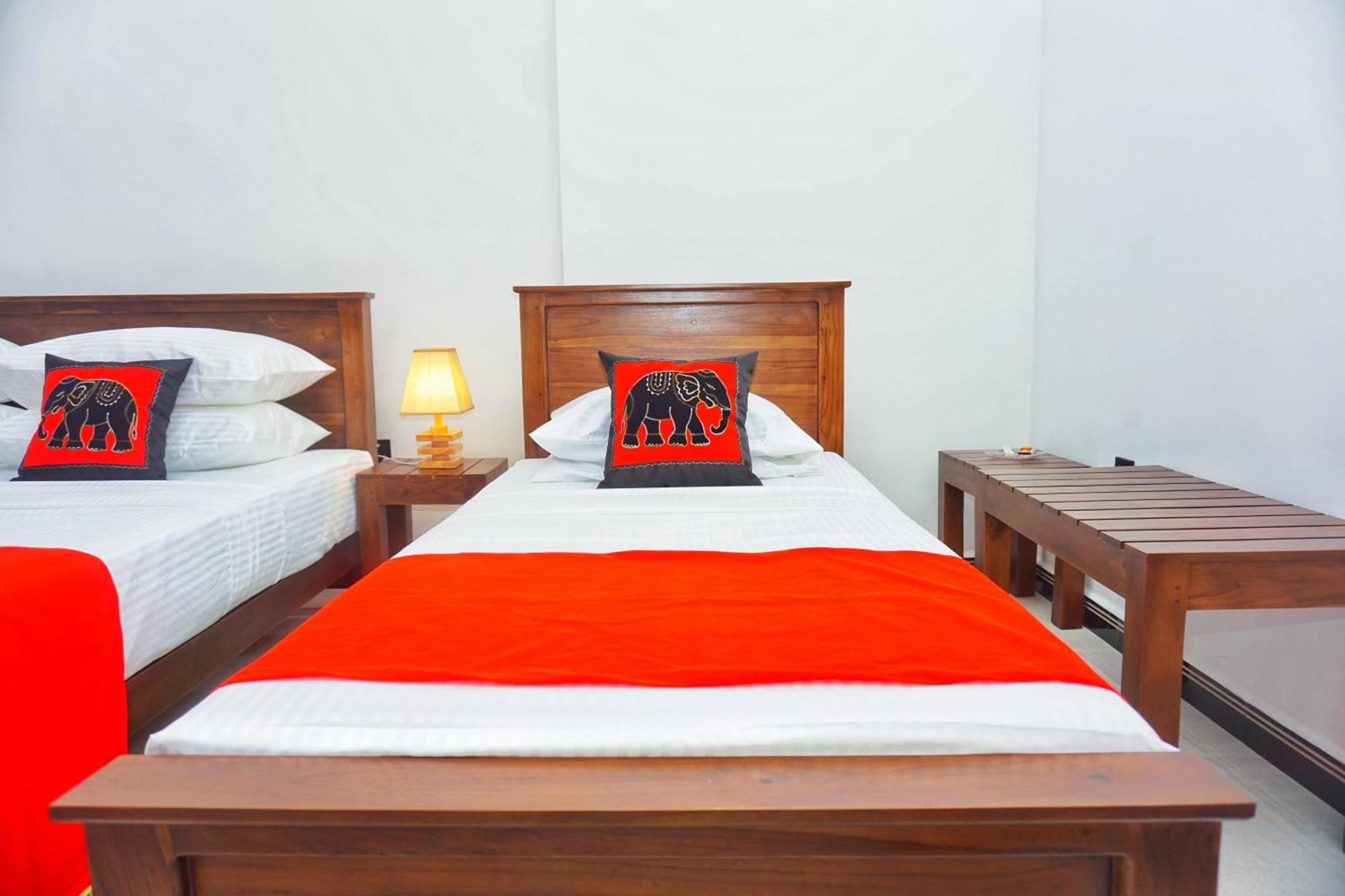 سيغيرِيا Sashini Homestay المظهر الخارجي الصورة