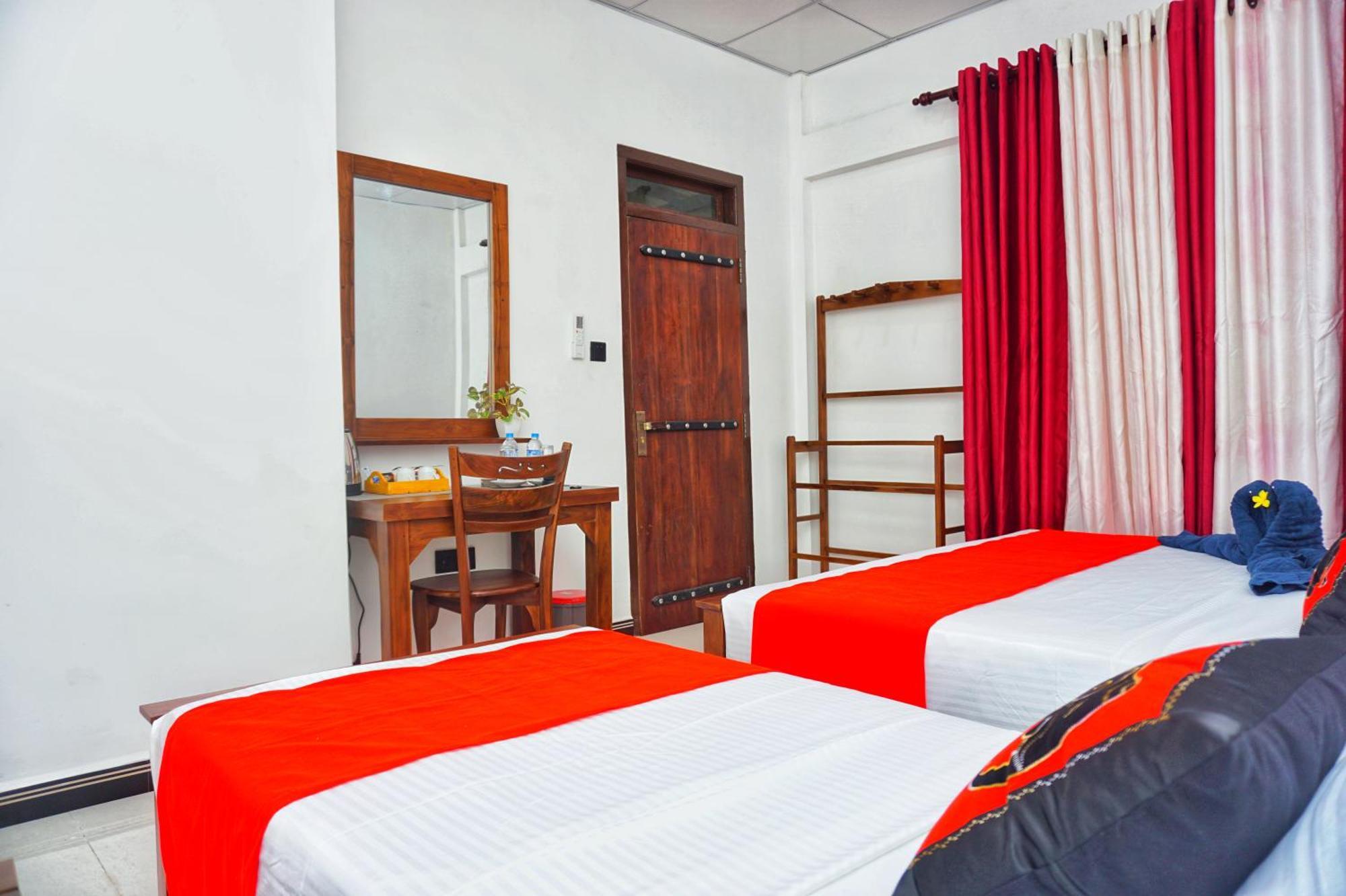 سيغيرِيا Sashini Homestay المظهر الخارجي الصورة